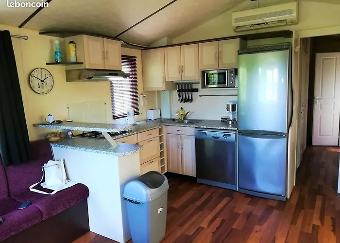 Apartment Mobilhome Dans Site De Gorge Vent A *