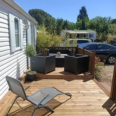 Mobilhome Dans Site De Gorge Vent A *